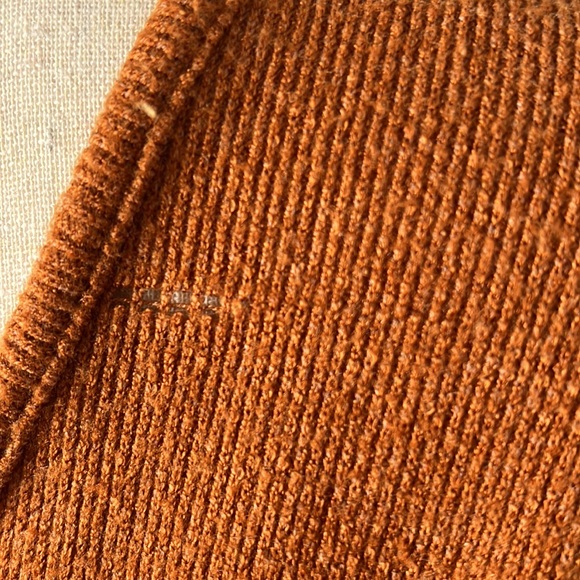 Alterd state crop top - Picture 2 of 5